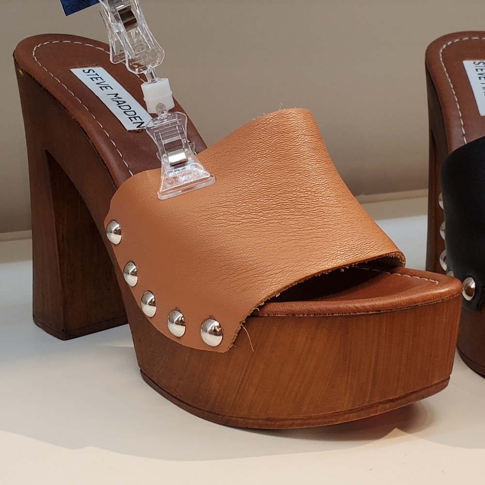 Steve Madden Layla Cognac Platform Sandals